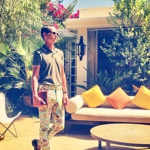 Meet your Posher, Gregory